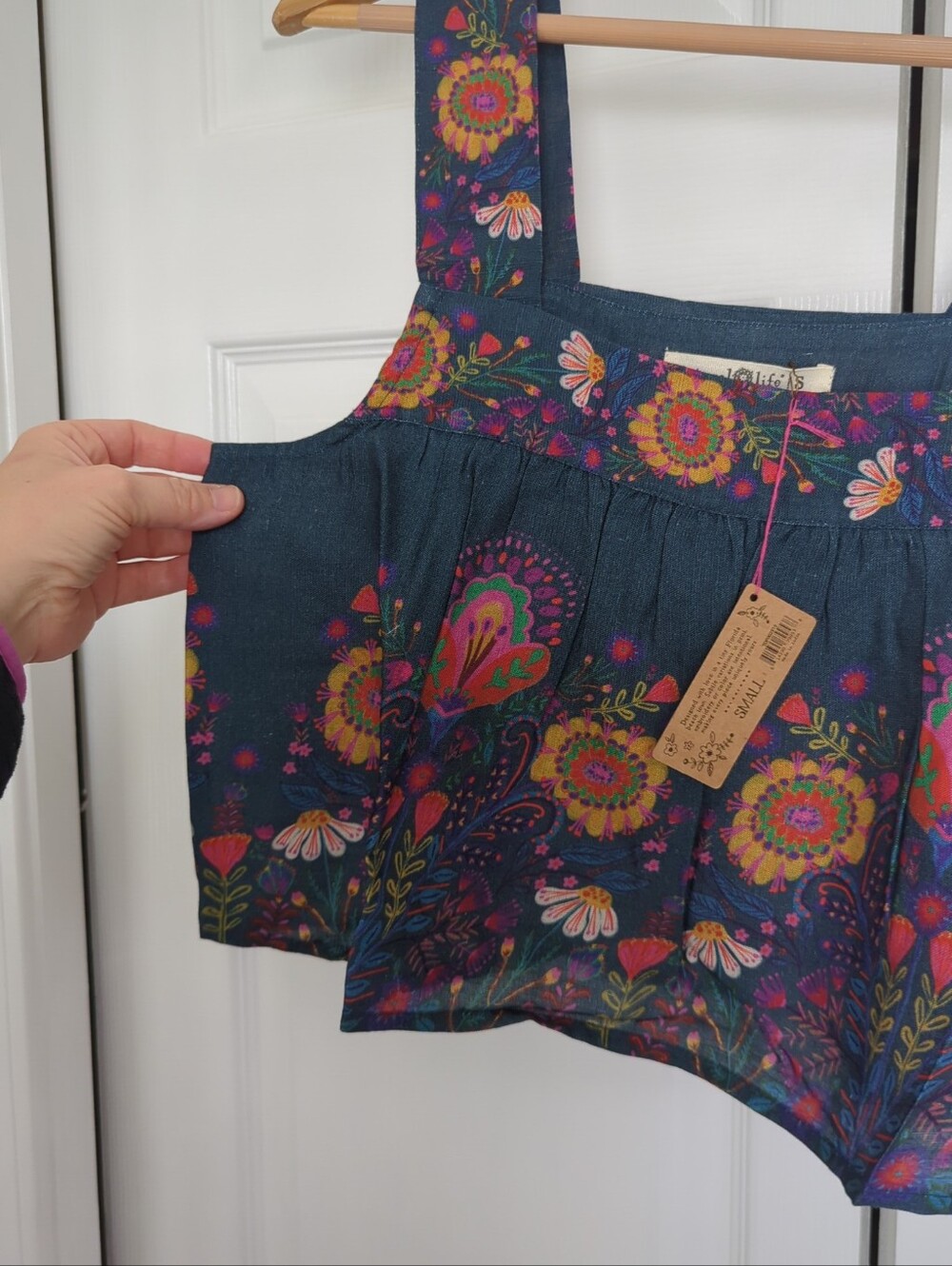 Natural Life NWT Blue Cece Floral Square Neck Boxy Tank Top Small - Picture 5 of 6